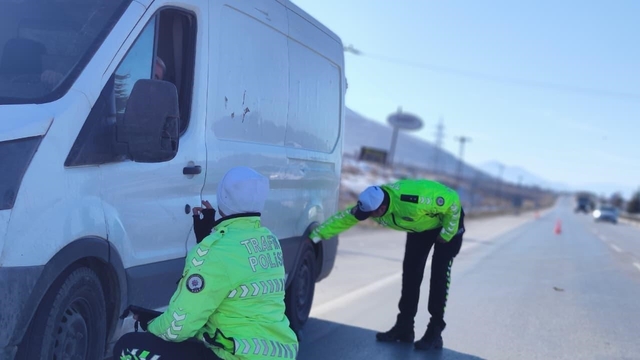 Kahramanmaraş'ta kış lastiği uygulaması