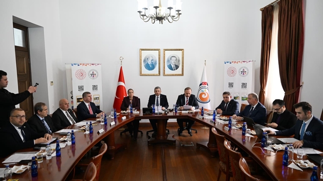 BAKA aralık ayı toplantısı Antalya'da gerçekleştirildi
BAKA Dönem Başkanı Antalya Valisi Hulusi Şahin: "Çevresel sürdürülebilirliği esas alan yatırımlar yapmayı amaçlıyoruz"