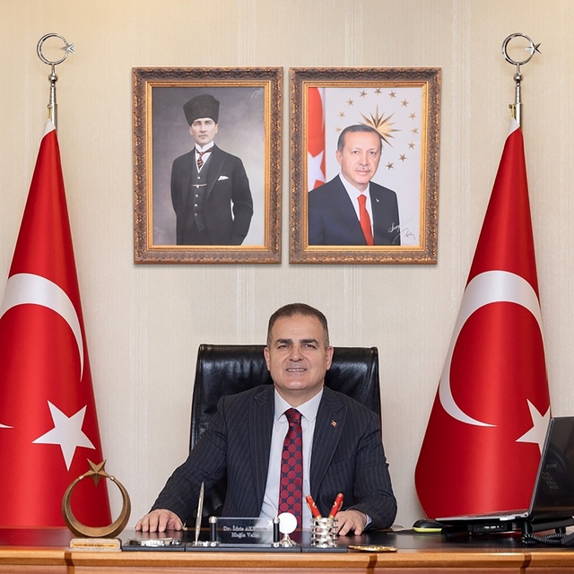 Muğla Valisi Akbıyık'tan yeni yıl mesajı