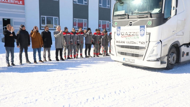 Melikgazi'nin yardım tırı dualarla Gazze'ye uğurlandı