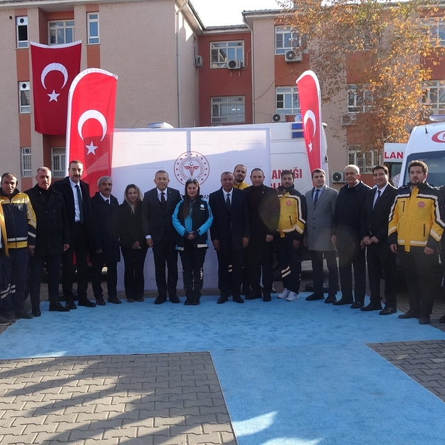 Sağlık Bakanlığı'ndan Kilis'e 4 yeni acil sağlık aracı