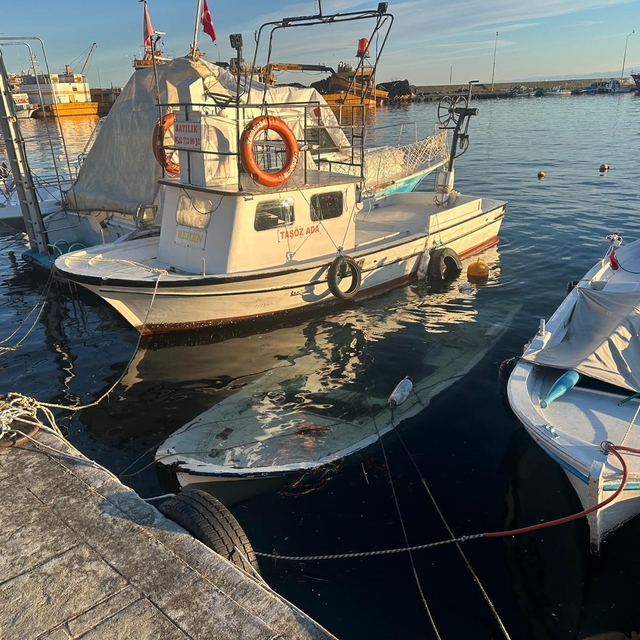 Sinop'ta kayık battı