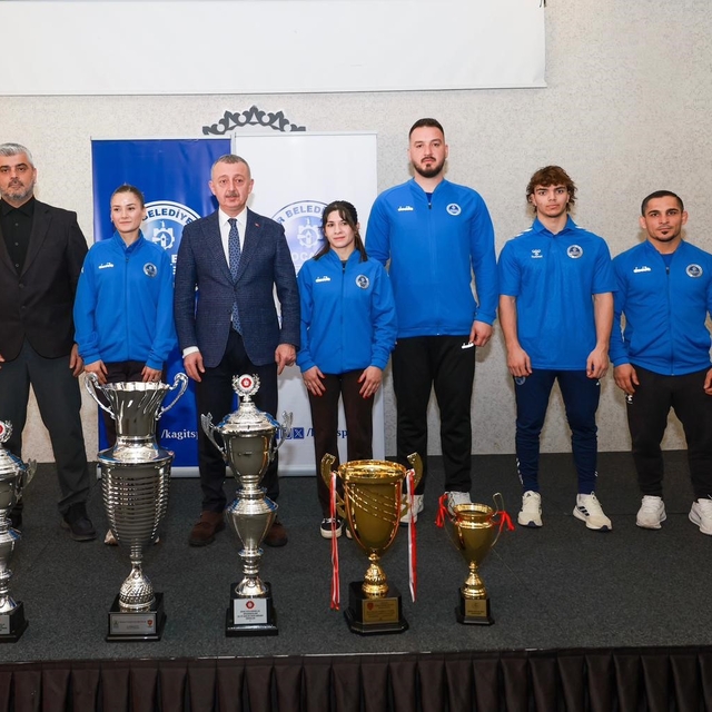 Kağıtspor Kulübü 2025 yılını 317 madalya ile tamamladı