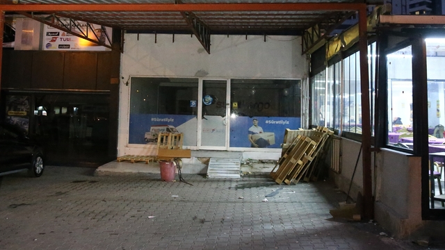 Adana'da iş yerinde silahlı saldırıya uğrayan kişi öldü