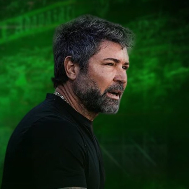 Sakaryaspor'da yeni teknik direktör Hakan Kutlu oldu