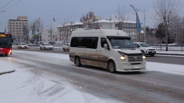 Malatya'da motosiklet ve motorlu araçlar için trafik uyarısı