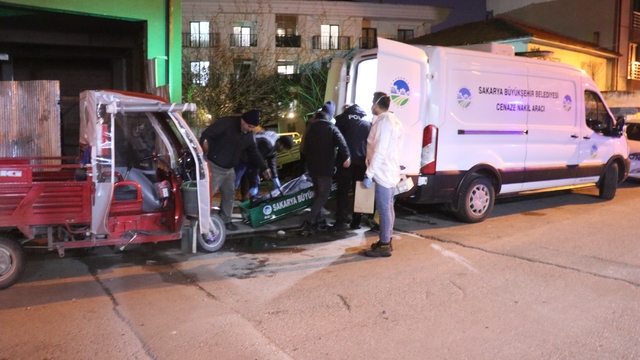 İnşaat sahasında erkek cesedi bulundu