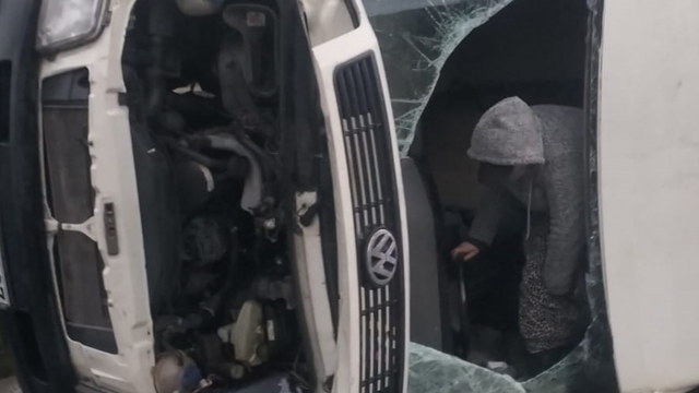 Aydın'da devrilen işçi servisindeki 6 kişi yaralandı