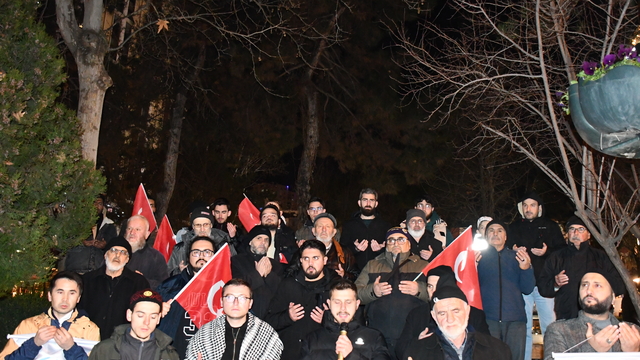 Bilecik'te, Yalova'da şehit olan polisler ve Kassam Tugayları üyeleri için cenaze namazı kılındı