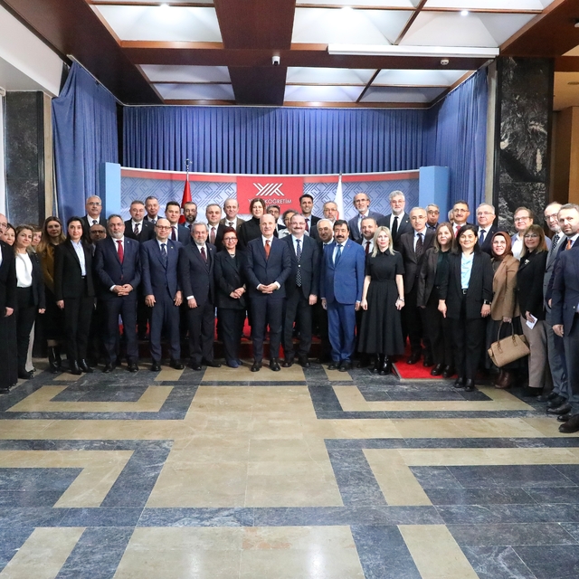 Rektör Hacımüftüoğlu, YÖK'te düzenlenen "Anadolu'da afiliye olan üniversite...