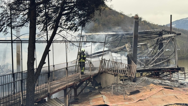 Trabzon'da Sera Gölü'ndeki restoranda çıkan yangın söndürüldü