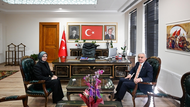 Kırklareli Valisi Turan, ziyaretlerde bulundu