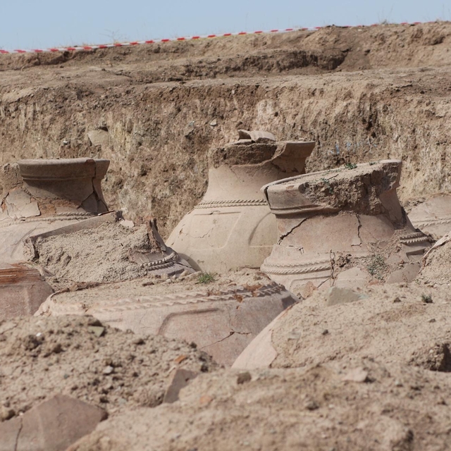 Urartu dönemi çivi yazılı 76 pithos; 2025'in en dikkat çekici arkeolojik ke...