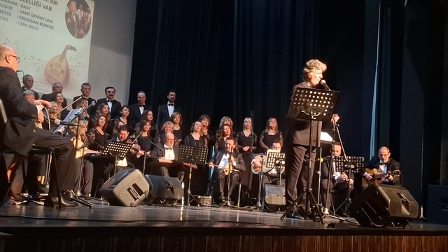 Eskişehir'de Türk Sanat Müziği konseri yoğun ilgi gördü