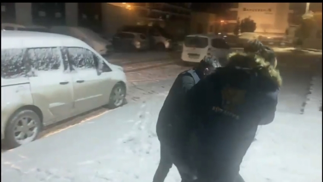 Kütahya'da 30 yıl hapis cezası ile aranan cezaevi firarisi yakalandı