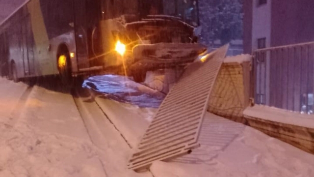 Kahramanmaraş'ta kar kazaları beraberinde getirdi