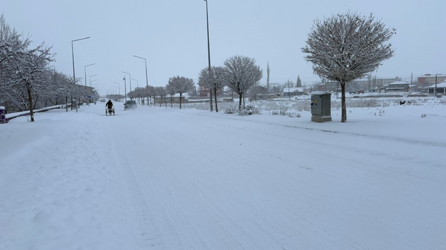 Diyadin'de eğitime 1 gün ara