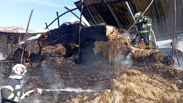 Samanlıkta çıkan yangın korku yaşattı