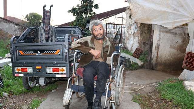 Muşambayla çevrili alanda yaşam mücadelesi