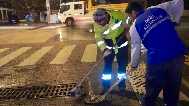 Didim Belediyesi ekipleri her zaman görevde