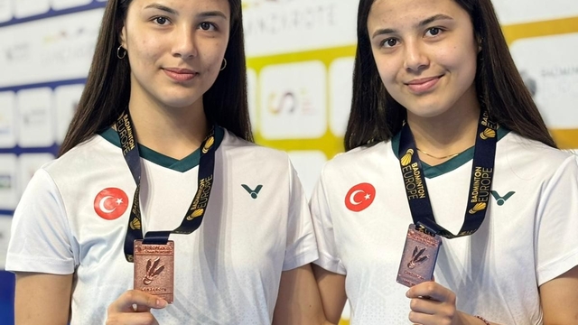 Eskişehirli milli sporcu ikizlerden Avrupa 3'üncüsü oldu