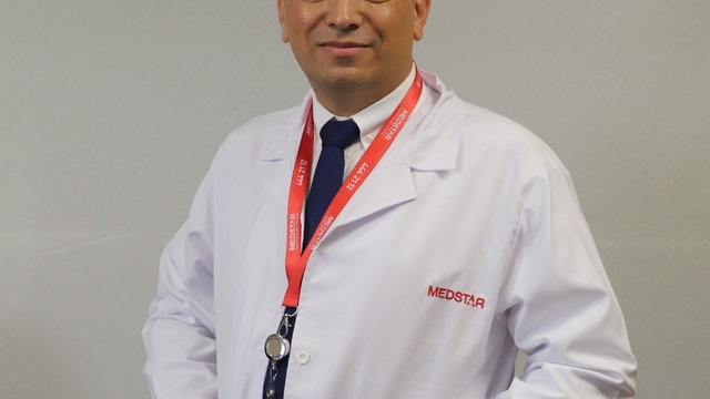 Diz ağrısı her yaşta hayatı zorlaştırıyor