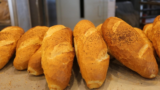 Yeni yıl öncesi Kepez'de fırınlara sıkı denetim
8 fırın denetlendi, 7 iş yerine idari yaptırım uygulandı