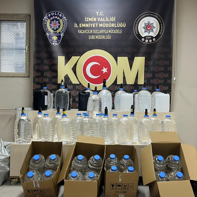 İzmir'de kaçak içki operasyonlarında 5 kişi tutuklandı