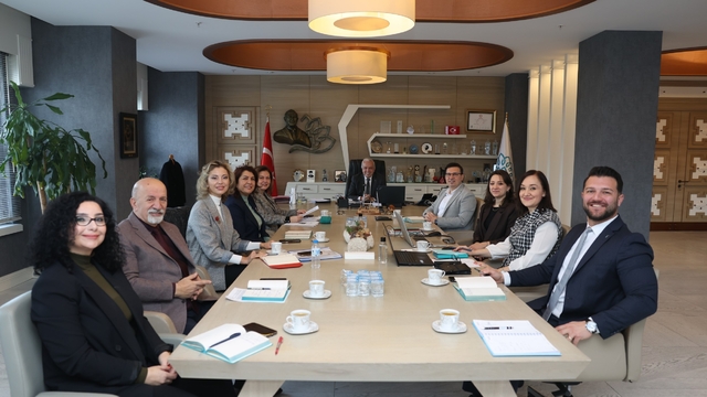 Başkan Şadi Özdemir'den 2026 vizyonu:
"Ortak akıl, sosyal belediyecilik ve üretim odaklı gelecek"