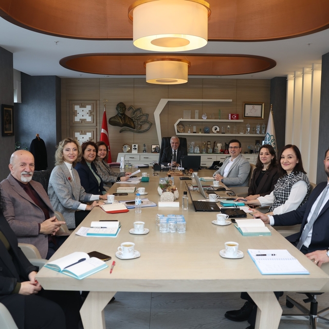 Başkan Şadi Özdemir'den 2026 vizyonu:
"Ortak akıl, sosyal belediyecilik ve...