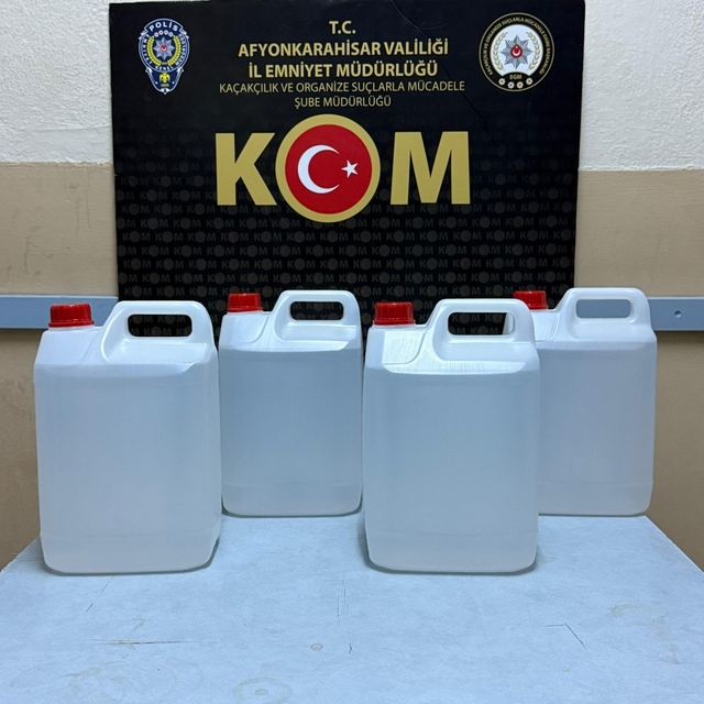 Polis kaçak alkol üretiminde kullanılan etil alkol ele