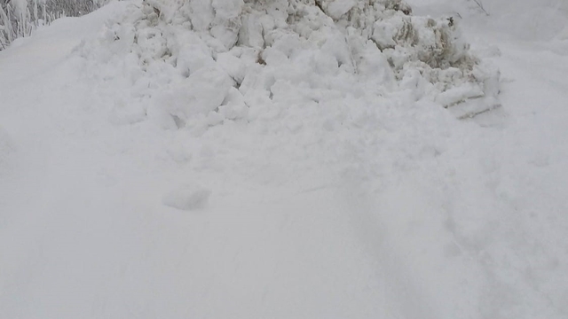 Zonguldak'ta ulaşıma kapanan 53 köy yolunu açma çalışmaları sürüyor