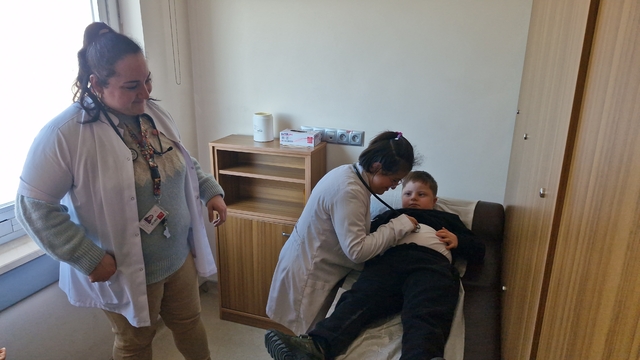 Özel eğitim öğrencileri hastane korkularını beyaz önlükle yendi