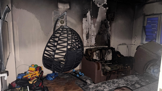 Alaplı'da bir evde çıkan yangında oda zarar gördü