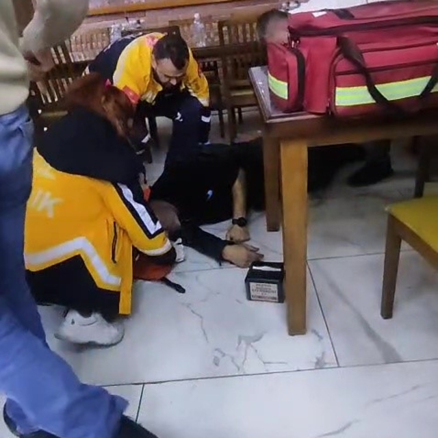 Çorbacıda fenalaşan vatandaşa ilk müdahale hayat kurtardı