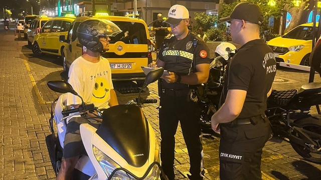 2026'ya sayılı saatler kala Alanya'da yılbaşı tedbirleri artırıldı