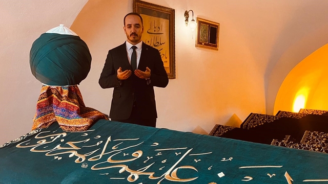 İl Müdürü Bozkurt'dan Ertuğrulgazi ve Şeyh Edebali türbelerine ziyaret