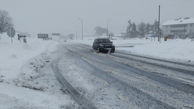 Bolu Dağı'nda kar yağışı ve sis (2)