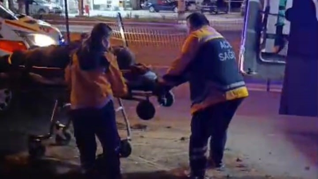 Kırmızı ışık ihlali yapan mikser ortalığı savaş alanına çevirdi; 5 yaralı