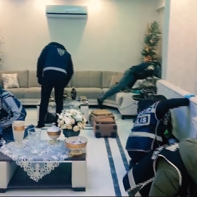 Gaziantep'te nitelikli dolandırıcılık operasyonu: 25 adet ruhsatsız silah e...