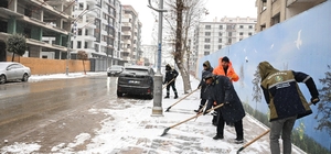 149 mahallede yol açma çalışmaları devam ediyor