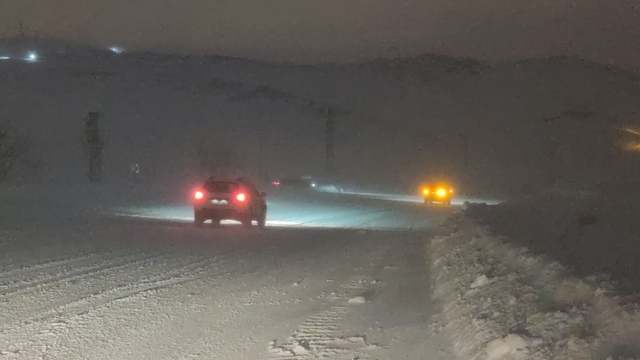 Kurubaş Geçidi'nde tipi etkili oluyor