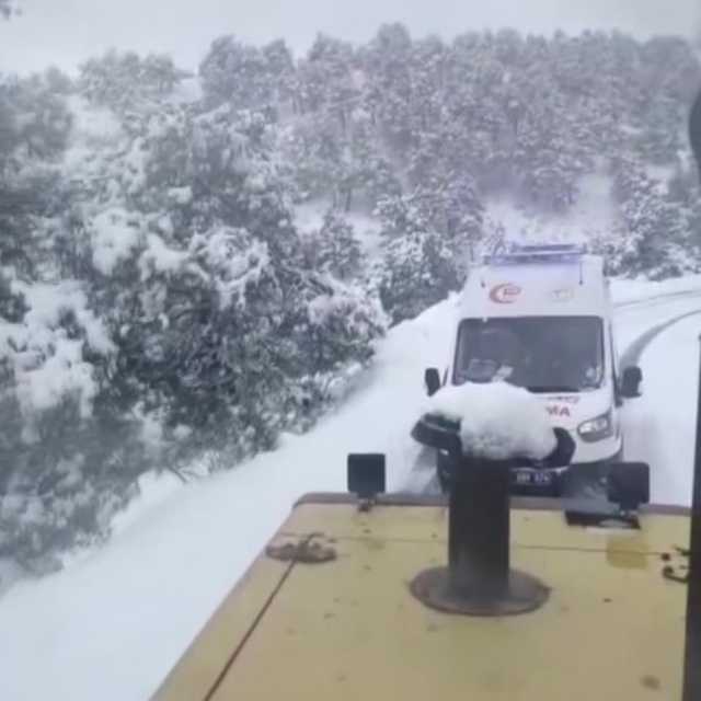 Gaziantep'te kolu kırılan vatandaş için ekipler seferber oldu
Kar yağışı ne...