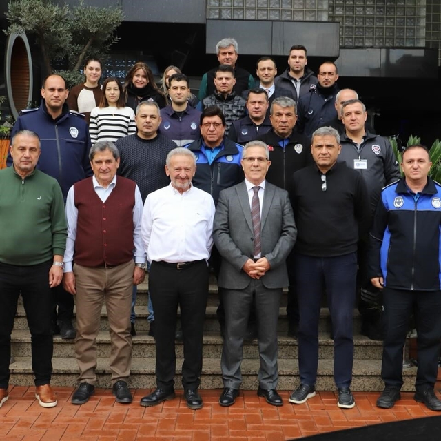 Başkan Tetik mesai arkadaşlarının yeni yılını kutladı