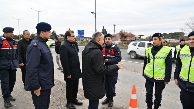 Vali Özkan'dan Salihli'de yılbaşı güvenlik denetimi