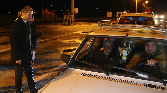 Uşak Valisi Aktaş, yeni yıl öncesinde kentteki denetimleri inceledi