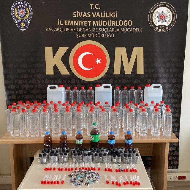 Sivas'ta kaçak alkol operasyonu