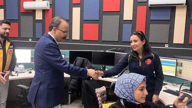 Vali Kızılkaya, yılbaşı mesaisinde denetimlerde bulundu