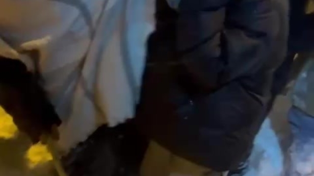 Gercüş'te araçlarıyla yolda mahsur kalan 10 işçi kurtarıldı