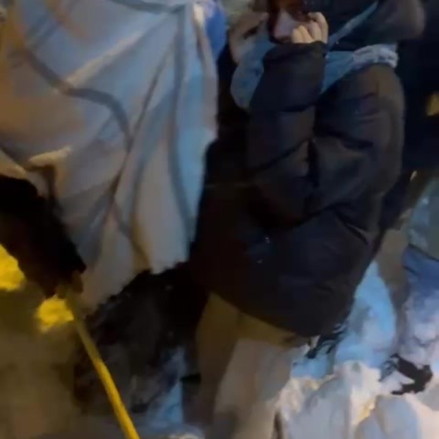 Gercüş'te araçlarıyla yolda mahsur kalan 10 işçi kurtarıldı